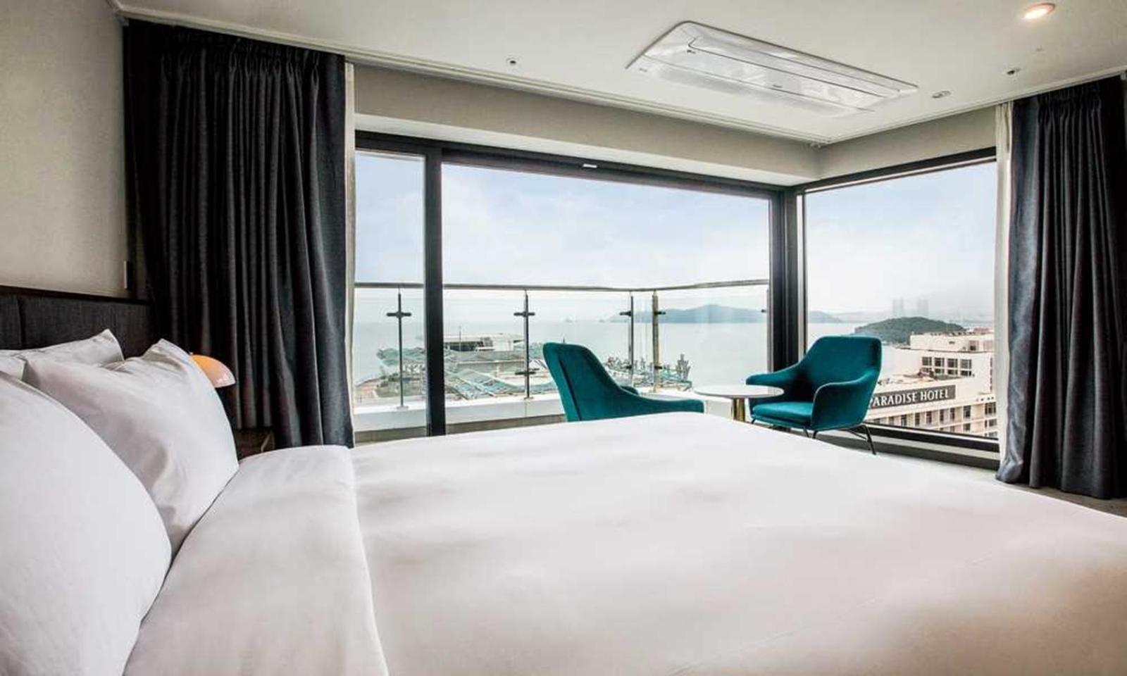 Busan Yeongmu Parade Hotel Haeundae Beach מראה חיצוני תמונה