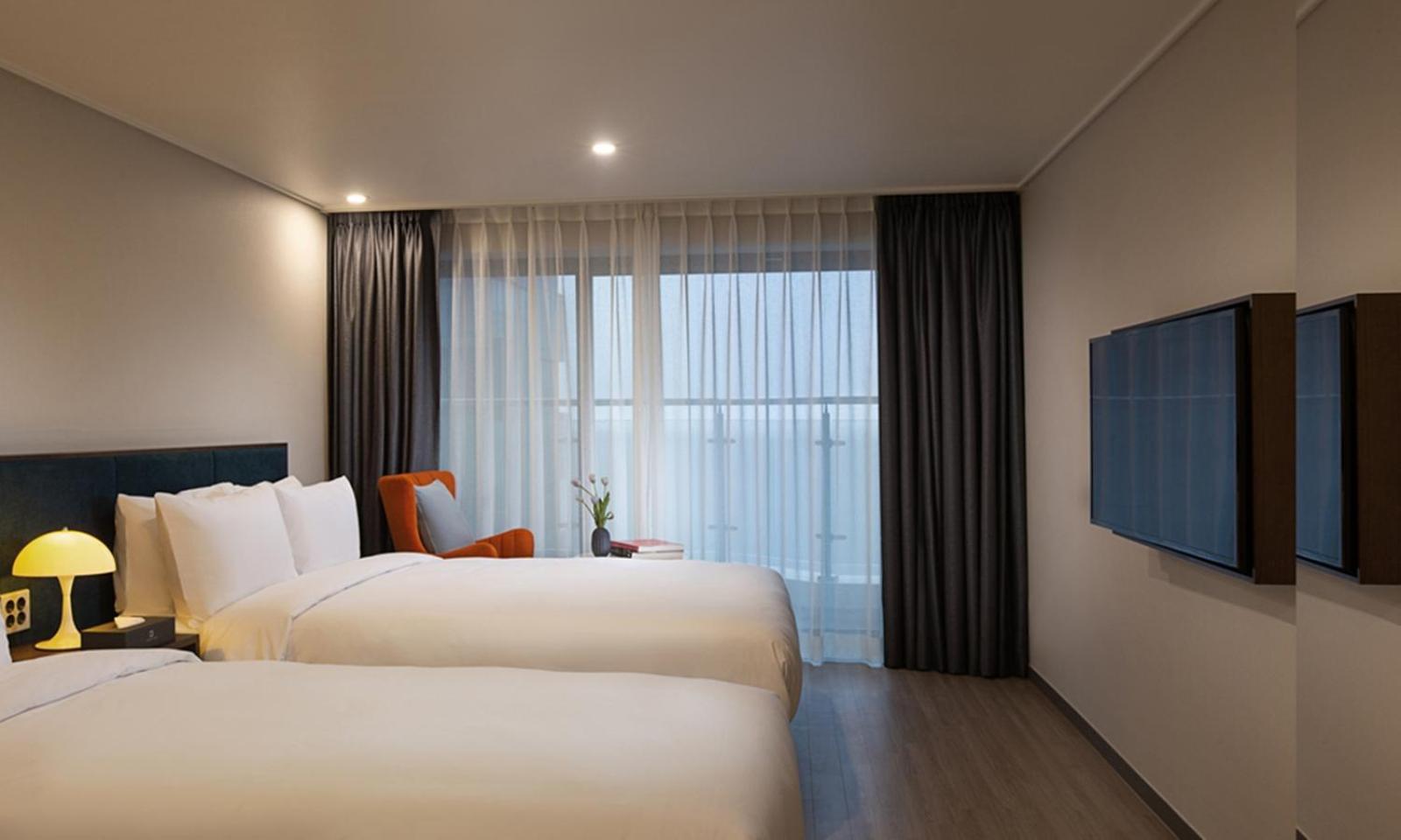 Busan Yeongmu Parade Hotel Haeundae Beach מראה חיצוני תמונה